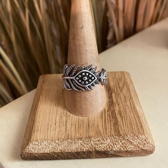 Evil Eye Leaves Boho Sterling Silver Ring - Picture 1 of 6